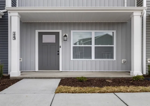 1st image of 113 Front Ridge Circle, Clarksville, TN 37040 | MLS# 3314379