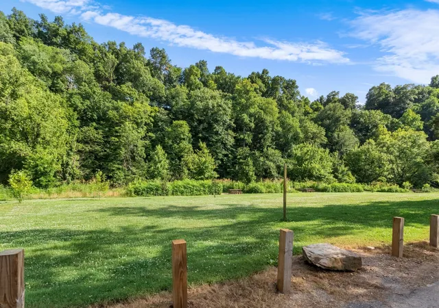 20th image of 312 Front Ridge Circle, Clarksville, TN 37040 | MLS# 3314385