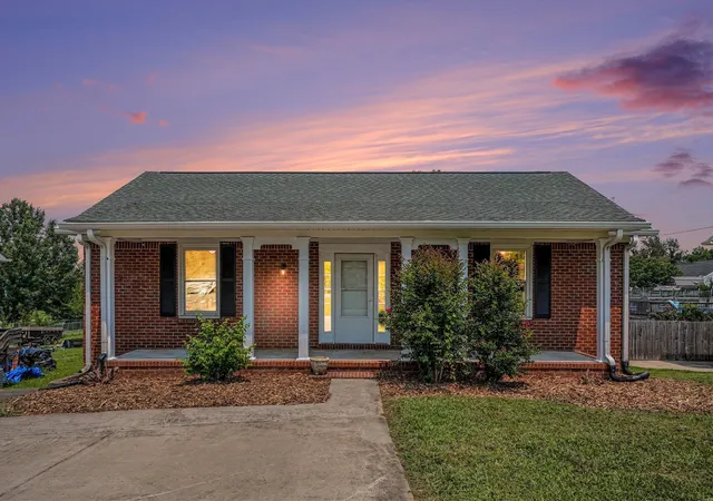 1st image of 2510 17th Ave E, Springfield, TN 37172 | MLS# 3314404