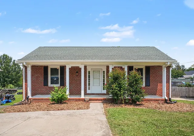 2nd image of 2510 17th Ave E, Springfield, TN 37172 | MLS# 3314404