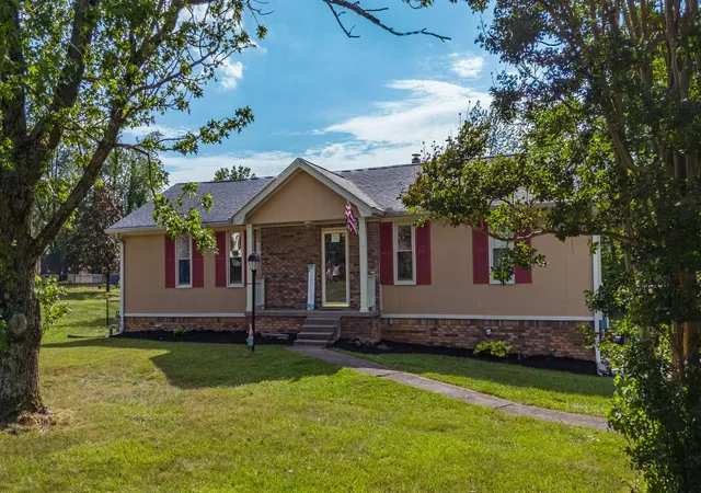 1st image of 309 Skyline Dr, White House, TN 37188 | MLS# 3314427