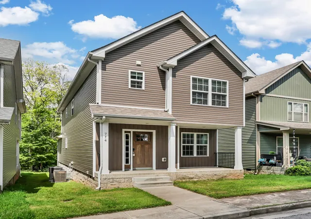 Single family home for sale at 714 Perkins Ave, Clarksville, TN 37040 | MLS# 3314422