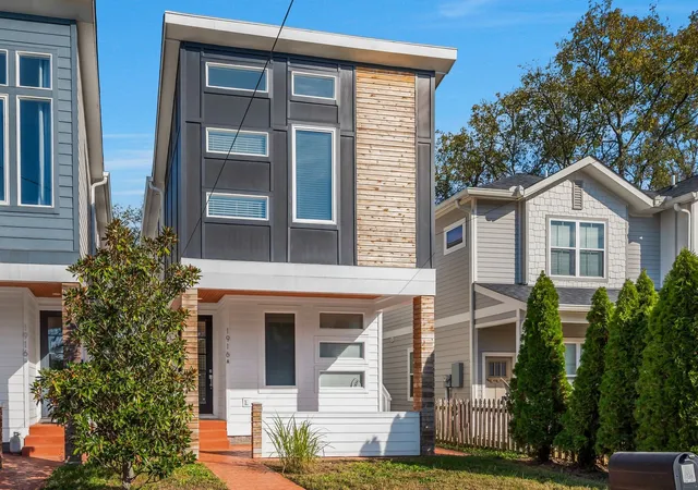 2nd image of 1916 15th Ave N, Nashville, TN 37208 | MLS# 3314437