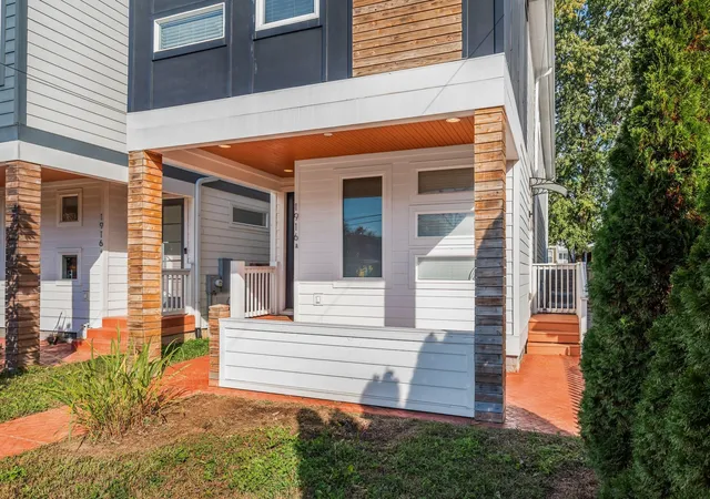 Photo 3 of Single family home for sale at 1916 15th Avenue N, Nashville, TN 37208 | MLS# 3314437 | Listing updated on 2026-09-07