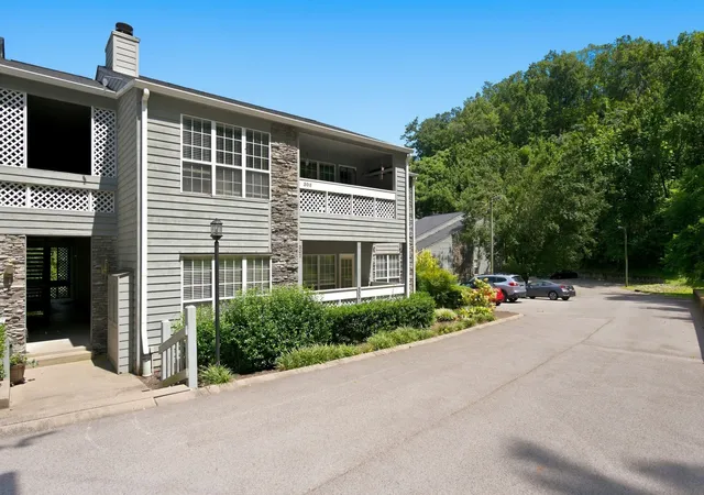 Photo 2 of Condo for sale at 302 Post Crk Rd, Nashville, TN 37221 | MLS# 3319723 | Listing updated on 2026-08-25