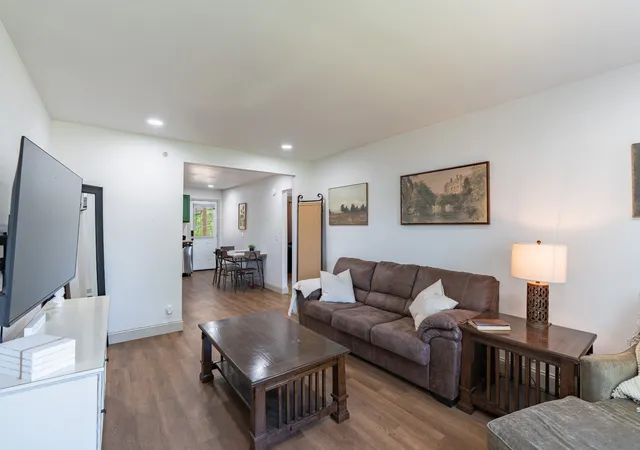2nd image of 1406 Bradyville Pike, Murfreesboro, TN 37130 | MLS# 3314424