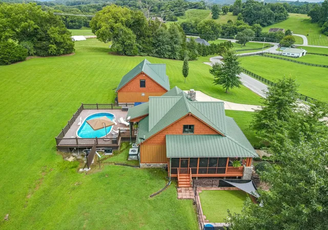 Photo 4 of House for sale at 3350 Mooresville Hwy, Lewisburg, TN 37091 | MLS# 3314438 | Listing updated on 2026-08-31