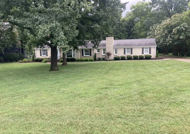 1st image of 206 W Meade Dr, Nashville, TN 37205 | MLS# 3318958