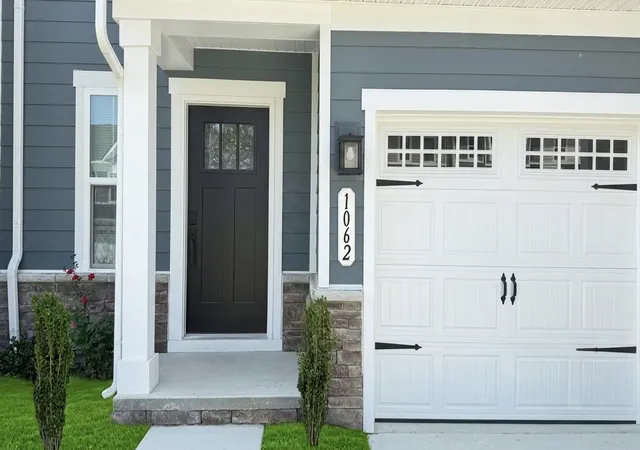 Photo 3 of Townhouse for sale at 1062 Mountain View Dr, Thompsons Station, TN 37179 | MLS# 3319156 | Listing updated on 2026-08-02