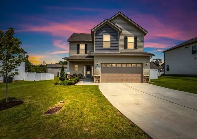 2nd image of 319 Durum St, Shelbyville, TN 37160 | MLS# 3314903