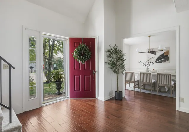 Photo 2 of Single family home for sale at 1201 Reelfoot Cir, Nashville, TN 37214 | MLS# 3318755 | Listing updated on 2026-08-01