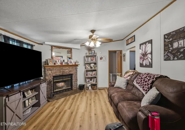 4th image of 400 Wilkins Ave, Etowah, TN 37331 | MLS# 3314532
