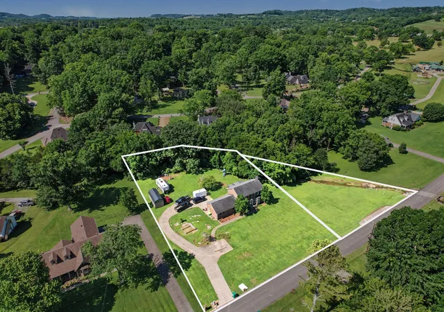 1st image of 1515 Gina Lynn Dr, Lewisburg, TN 37091 | MLS# 3331889