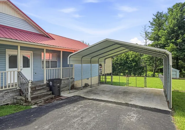 Photo 2 of Single family home for sale at 169 Durant St, Cookeville, TN 38506 | MLS# 3314644 | Listing updated on 2026-08-11