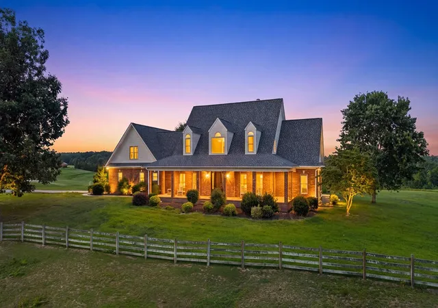2nd image of 559 White Road Se, Old Fort, TN 37362 | MLS# 3314646