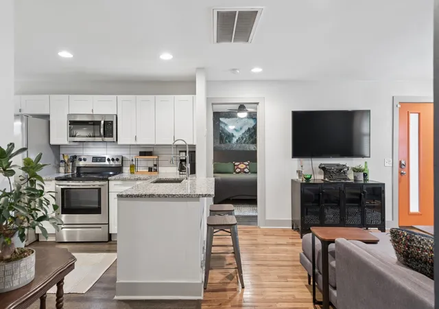 1st image of 204b Lutie St, Nashville, TN 37210 | MLS# 3314700