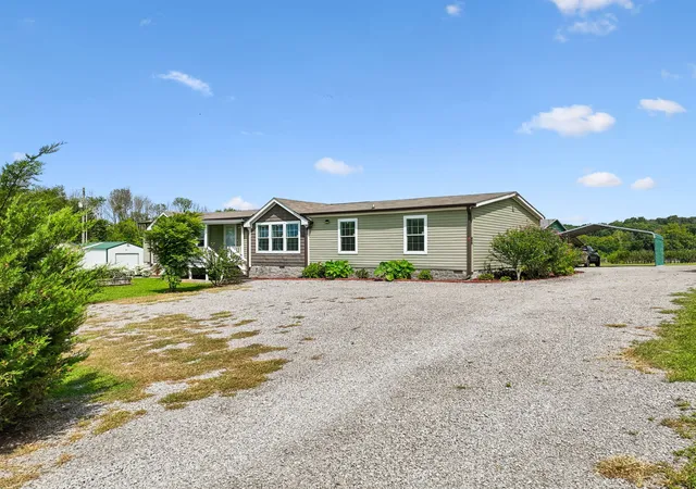Photo 4 of Manufactured home for sale at 475 Edwards Rd, Lebanon, TN 37090 | MLS# 3316123 | Listing updated on 2026-08-10