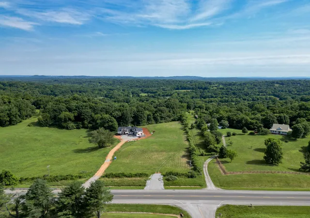 4th image of 1929 New Lewisburg Hwy, Columbia, TN 38401 | MLS# 3320328