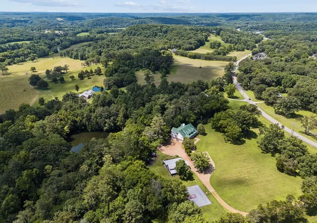 100th image of 324 E Kingston Springs Rd, Kingston Springs, TN 37082 | MLS# 3333616