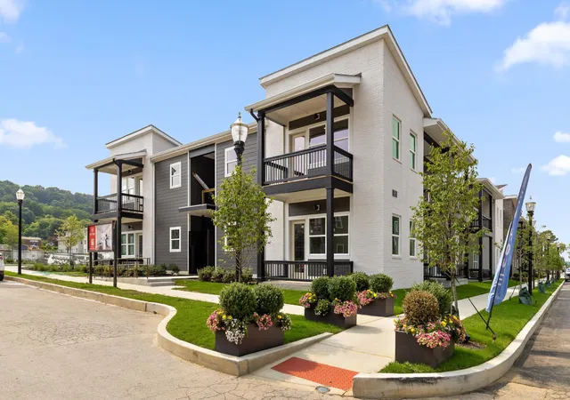 1st image of 1792 S Watkins Street #305, Chattanooga, TN 37404 | MLS# 3519359