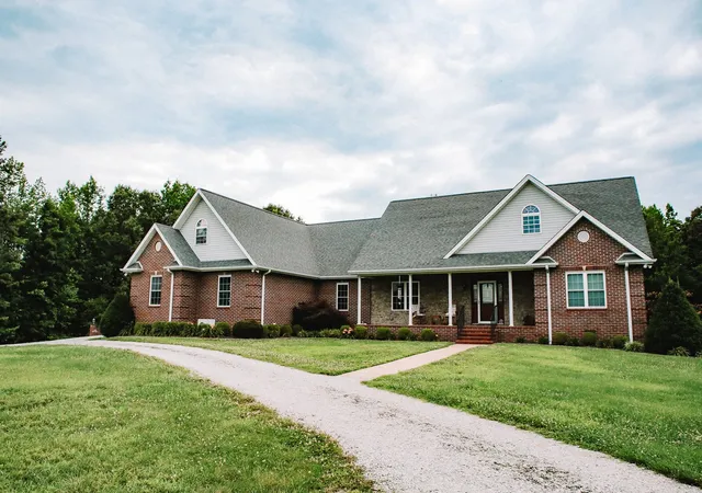 Single family home for sale at 3871 Conyersville Rd, Puryear, TN 38251 | MLS# 3314804