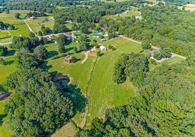 Photo 1 of Single family home for sale at 1705 Highway 120, Big Rock, TN 37023 | MLS# 3318432 | Listing updated on 2026-08-20