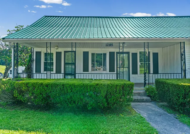 Photo 3 of Single family home for sale at 1705 Highway 120, Big Rock, TN 37023 | MLS# 3318432 | Listing updated on 2026-08-20