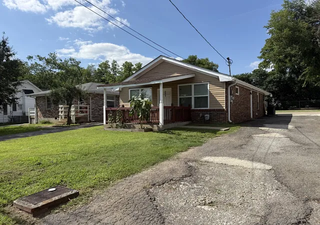 Photo 2 of Single family home for sale at 221 Duling Ave, Madison, TN 37115 | MLS# 3314782 | Listing updated on 2026-08-01