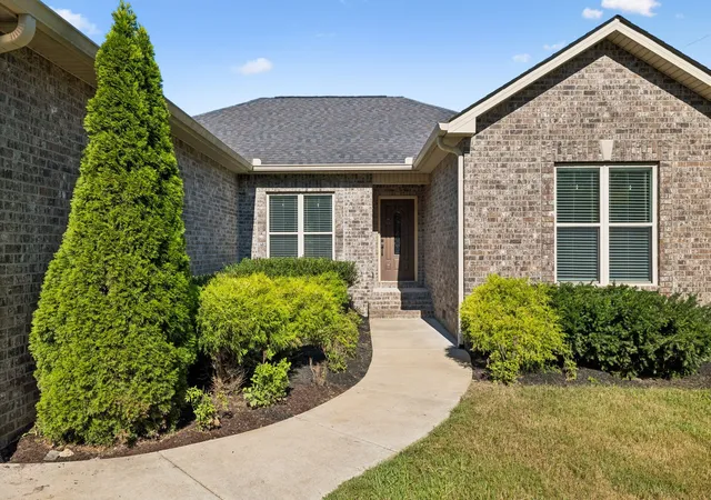 Photo 3 of Sale Pending at 525 Bob Perry Rd, Bethpage, TN 37022 | MLS# 3333703 | Listing updated on 2026-08-26