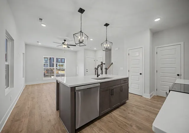 3rd image of 2431 Twill Pl, Chattanooga, TN 37404 | MLS# 3314778