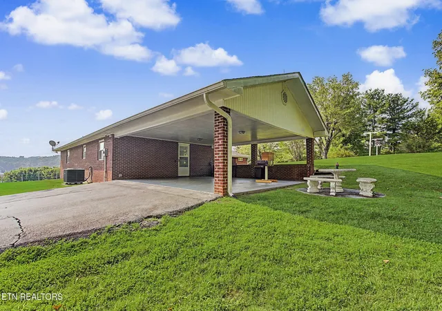 Photo 3 of Single family home for sale at 10890 Warrensburg Rd, Midway, TN 37809 | MLS# 3314794 | Listing updated on 2026-10-09