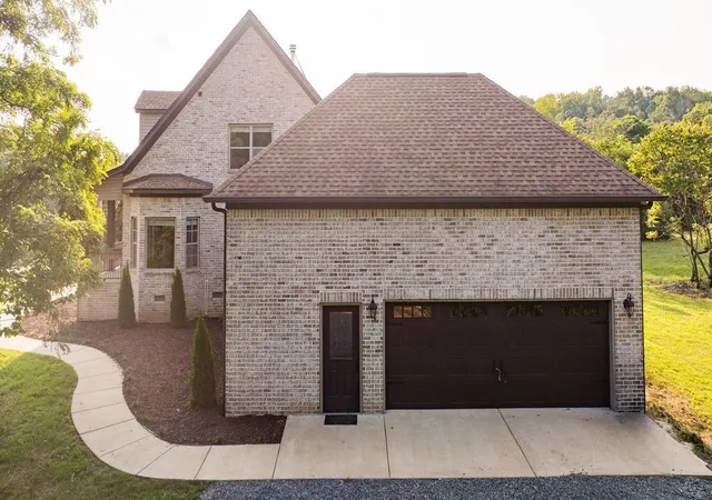 3rd image of 128 Leath Ln, Bethpage, TN 37022 | MLS# 3314844