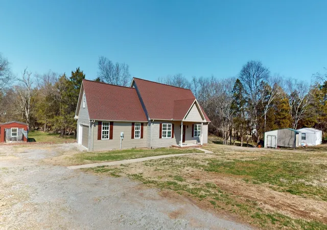 Photo 3 of Single family home for sale at 1707 Old Rome Pike, Lebanon, TN 37087 | MLS# 3314853 | Listing updated on 2026-09-03