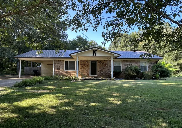 Photo 2 of Sale Pending at 106 Shore Dr, Big Sandy, TN 38221 | MLS# 3315905 | Listing updated on 2026-09-25