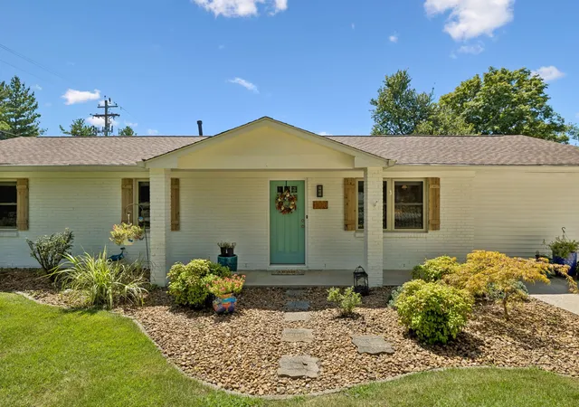 1st image of 1000 Hickory Ridge Dr, Franklin, TN 37064 | MLS# 3518905