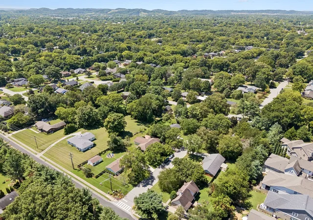 33rd image of 1000 Hickory Ridge Dr, Franklin, TN 37064 | MLS# 3518905