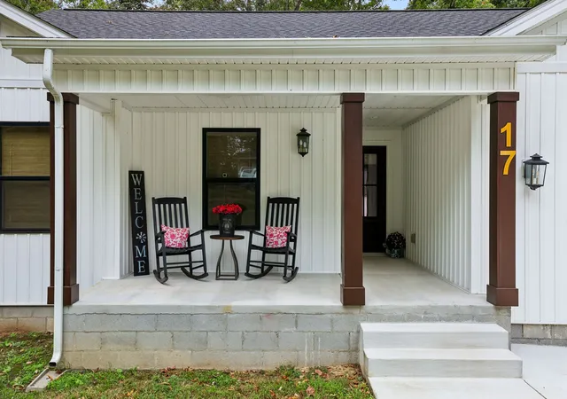Photo 4 of Single family home for sale at 17 Fire Lake Dr, Manchester, TN 37355 | MLS# 3598400 | Listing updated on 2026-10-08
