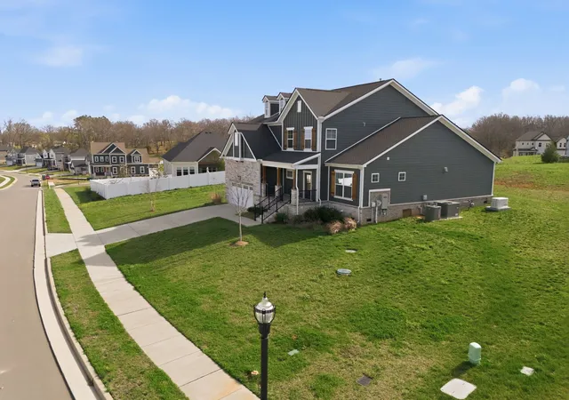Photo 3 of Single family home for sale at 7209 Richvale Dr, Fairview, TN 37062 | MLS# 3319102 | Listing updated on 2026-08-22