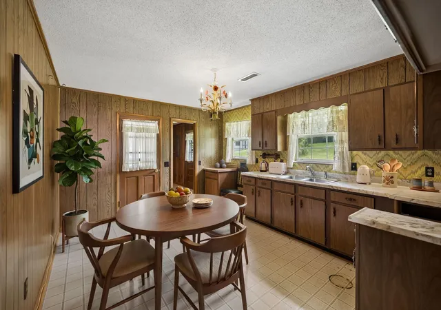 5th image of 521 E Sunset Dr, Athens, TN 37303 | MLS# 3315981