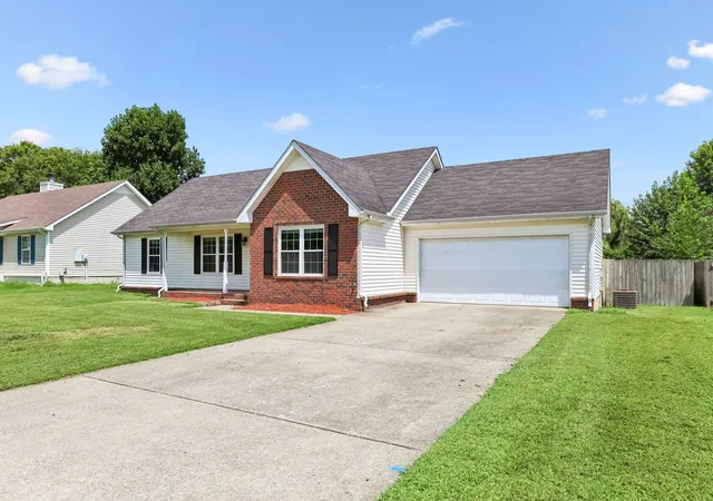 Photo 2 of Single family home for sale at 1604 Cason Trl, Murfreesboro, TN 37128 | MLS# 3320948 | Listing updated on 2026-09-22
