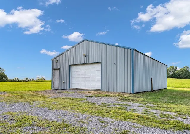Photo 4 of Sale Pending at 271 Louis Tuttle Rd, Westmoreland, TN 37186 | MLS# 3319338 | Listing updated on 2026-09-13