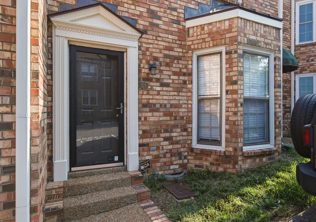 Photo 1 of Townhouse for sale at 129 Matthew Ln #129, Nashville, TN 37215 | MLS# 3513207 | Listing updated on 2026-08-16