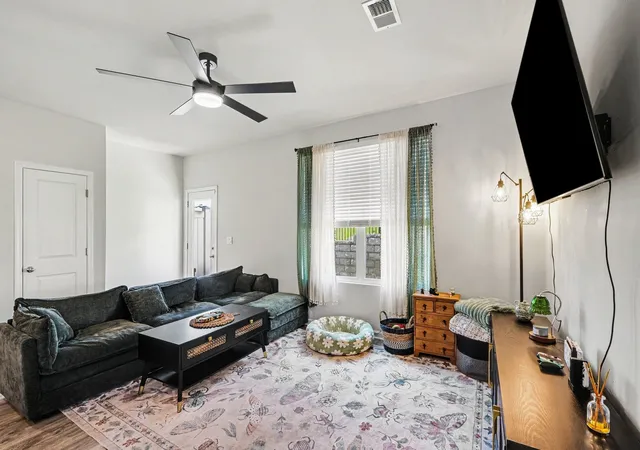 Photo 2 of Townhouse for sale at 4133 Feetham Dr, Murfreesboro, TN 37129 | MLS# 3316073 | Listing updated on 2026-10-09