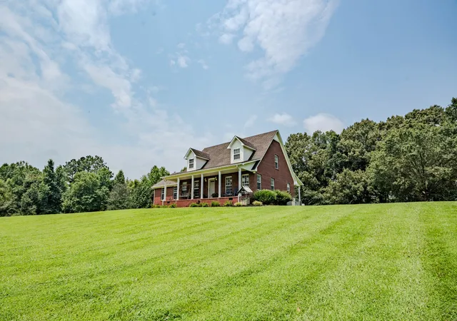 3rd image of 57 Old Jackson Hwy, Leoma, TN 38468 | MLS# 3320912