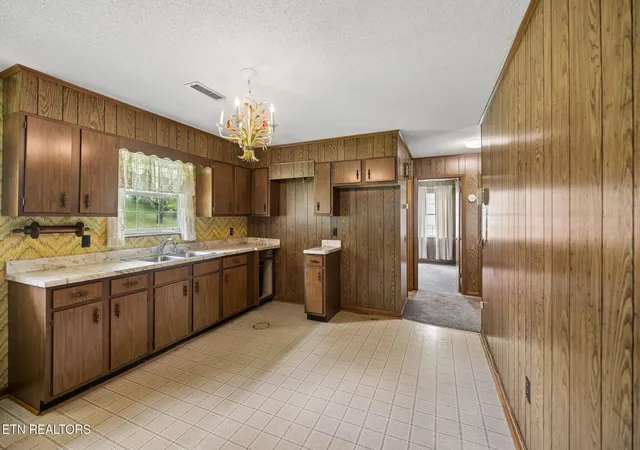 3rd image of 521 E Sunset, Athens, TN 37303 | MLS# 3316083