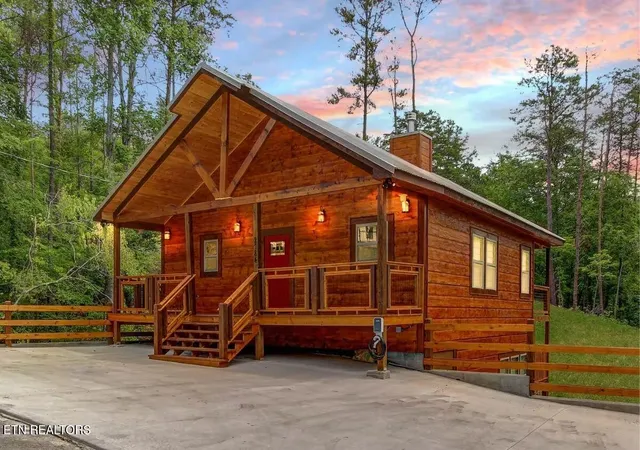 1st image of 2784 Easy St, Sevierville, TN 37862 | MLS# 3316299
