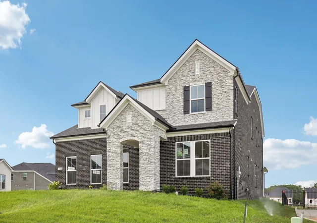 Photo 3 of Single family home for sale at 982 Champions Cir, Mount Juliet, TN 37122 | MLS# 3318879 | Listing updated on 2026-08-14