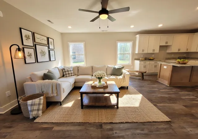 Photo 3 of Single family home for sale at 204 Sandalwood Way, Dickson, TN 37055 | MLS# 3317486 | Listing updated on 2026-08-25