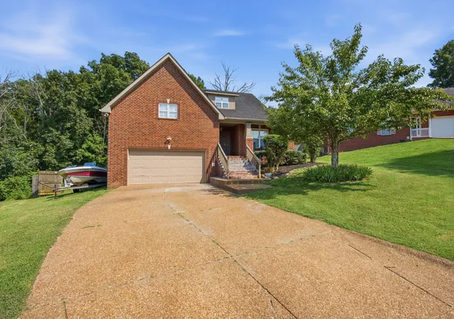 Photo 2 of Single family home for sale at 1444 Saddle Crst, Mount Juliet, TN 37122 | MLS# 3499665 | Listing updated on 2026-10-01