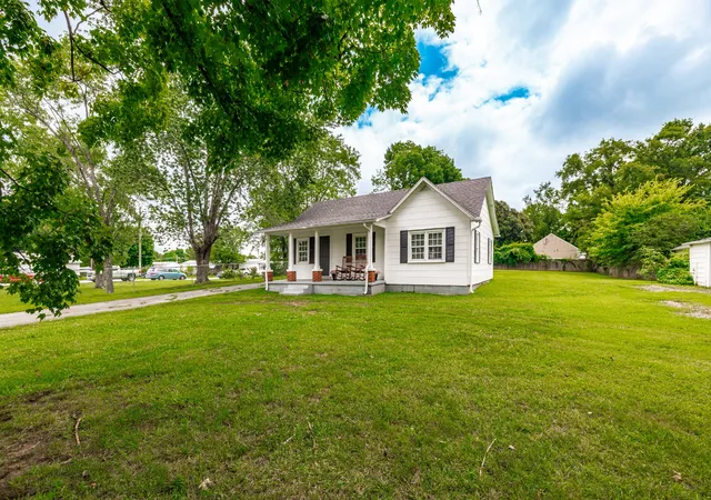 2nd image of 1105 Woods Ferry Rd, Gallatin, TN 37066 | MLS# 3526791